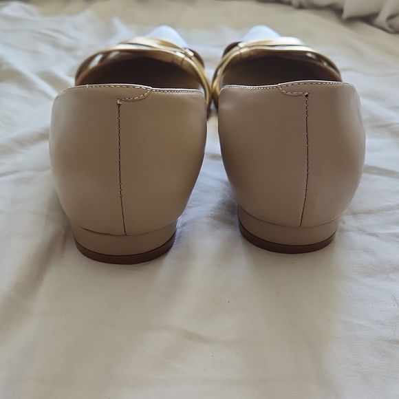 Flats - Picture 4 of 4